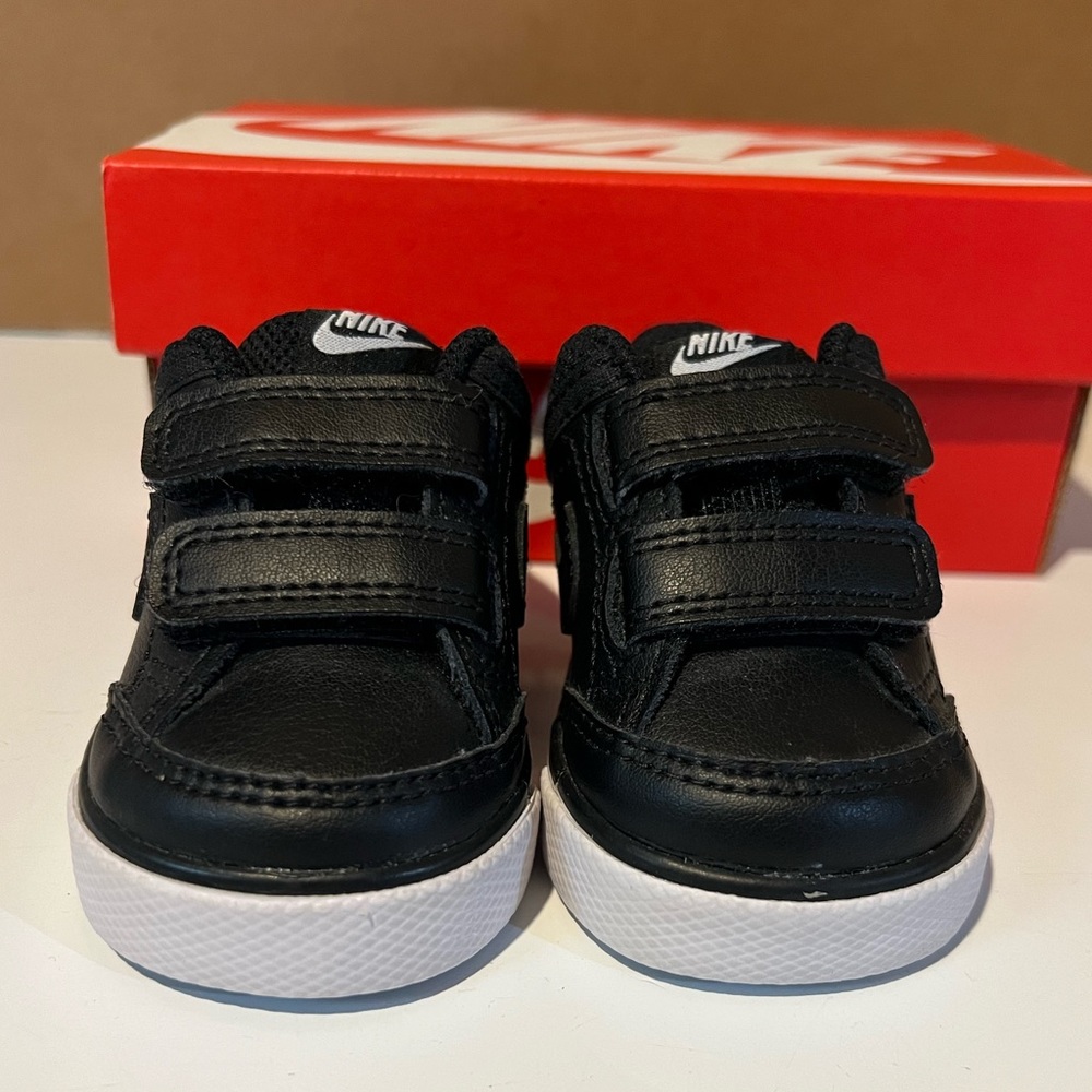 ✨BRAND NEW✨ Infant Nikes